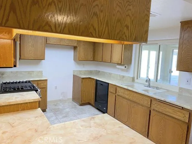 12623 Morning Star Road, Apple Valley, California 92308