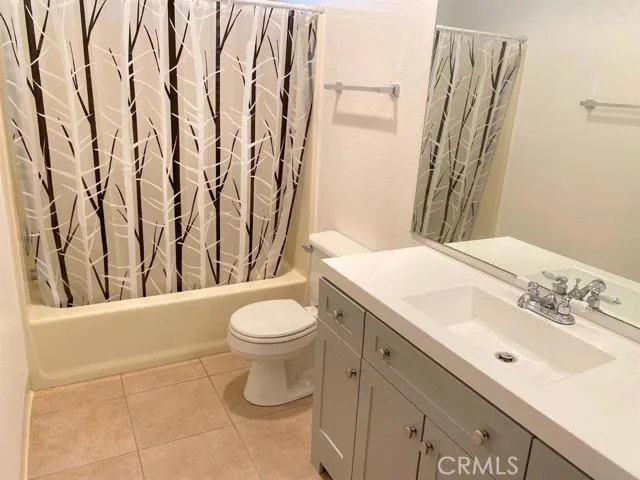 12623 Morning Star Road, Apple Valley, California 92308