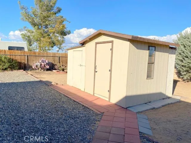12623 Morning Star Road, Apple Valley, California 92308