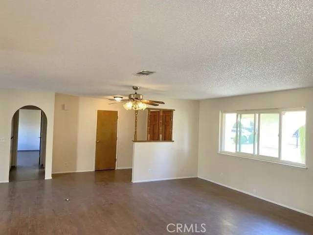 12623 Morning Star Road, Apple Valley, California 92308