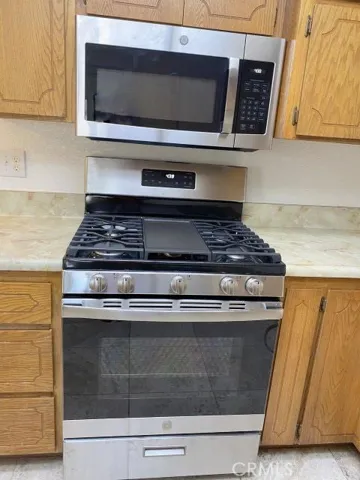 12623 Morning Star Road, Apple Valley, California 92308