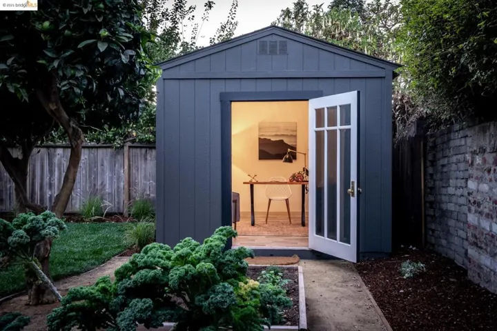 850 45th St, Oakland, California 94608