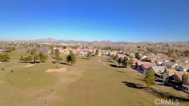 11171 Avonlea Road, Apple Valley, California 92308
