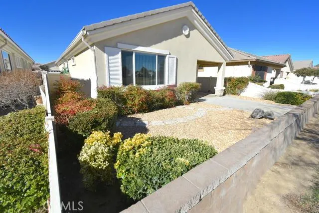 11171 Avonlea Road, Apple Valley, California 92308