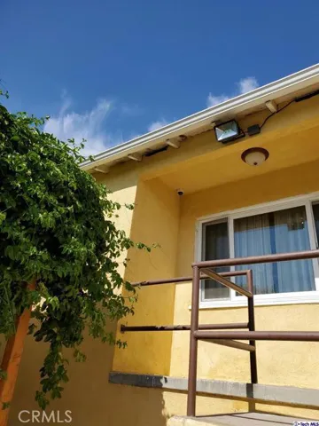 3304 Alabama Street, La Crescenta, California 91214