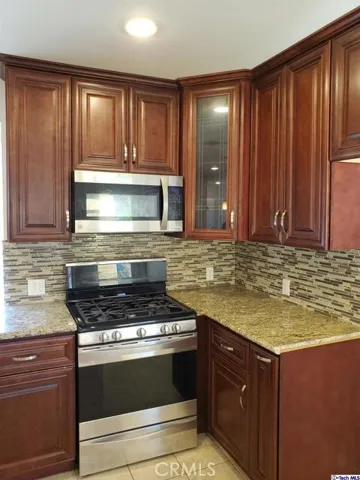 3304 Alabama Street, La Crescenta, California 91214
