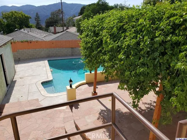 3304 Alabama Street, La Crescenta, California 91214