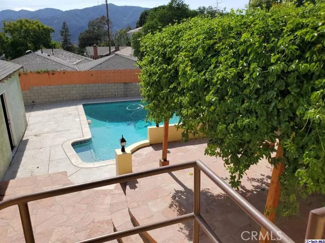3304 Alabama Street, La Crescenta, California 91214
