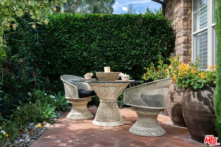 10 Altino, Newport Coast, California 92657