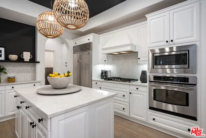10 Altino, Newport Coast, California 92657