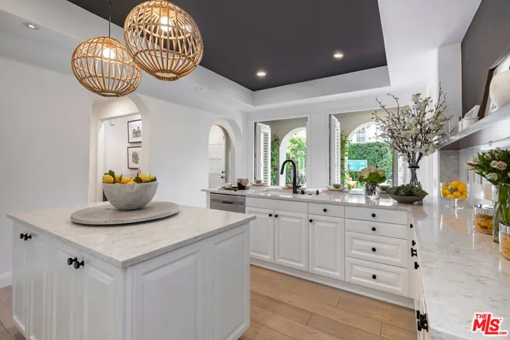10 Altino, Newport Coast, California 92657