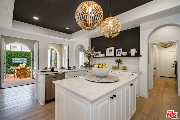 10 Altino, Newport Coast, California 92657