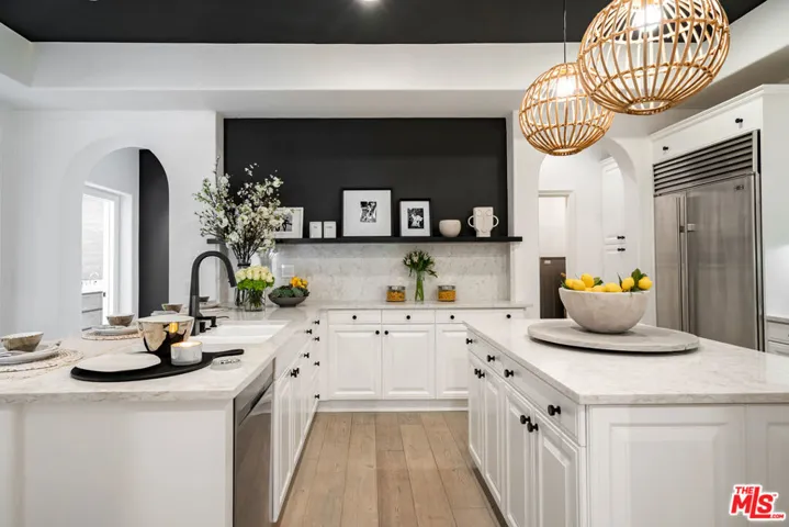 10 Altino, Newport Coast, California 92657