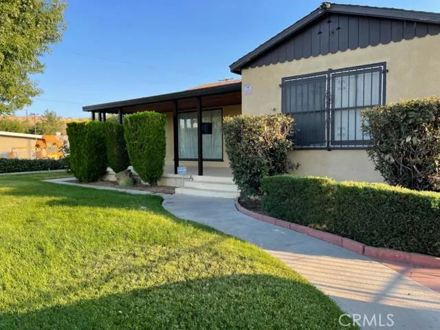 16793 Lacy Street, Victorville, California 92395