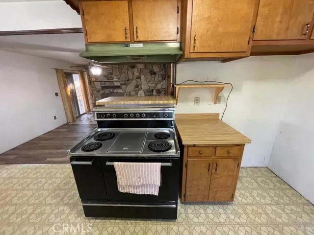 16793 Lacy Street, Victorville, California 92395