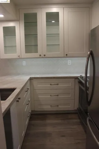 1061 San Ramon Valley Blvd, Danville, California 94526
