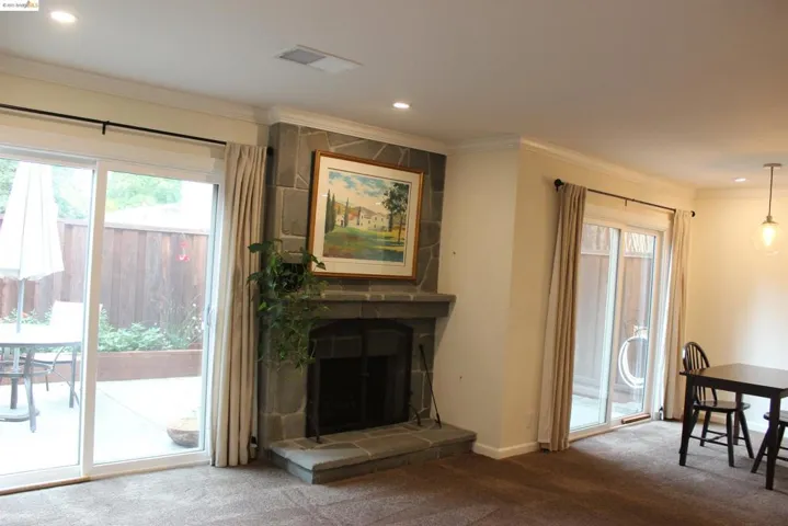 1061 San Ramon Valley Blvd, Danville, California 94526