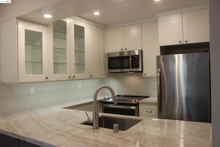 1061 San Ramon Valley Blvd, Danville, California 94526
