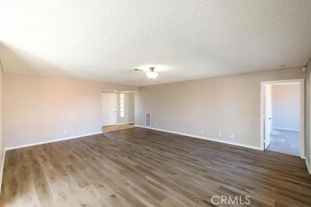 430 Emerald Street, Barstow, California 92311