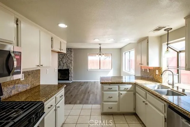 430 Emerald Street, Barstow, California 92311