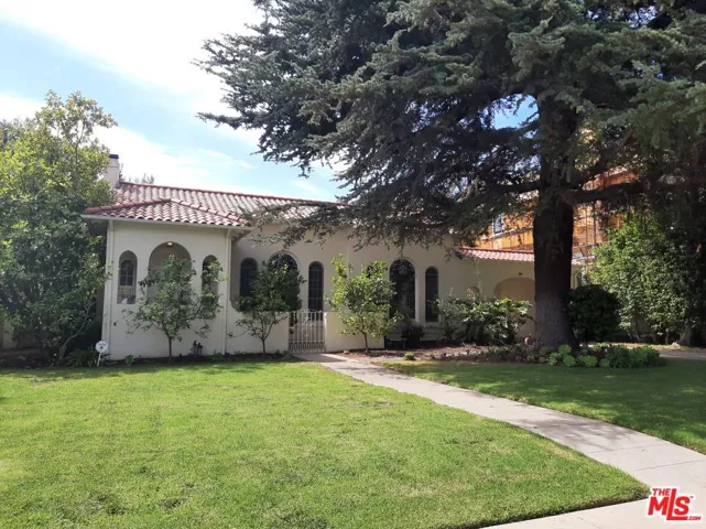 609 N Bedford Drive, Beverly Hills, California 90210