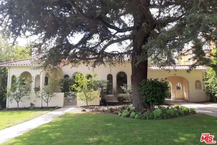 609 N Bedford Drive, Beverly Hills, California 90210