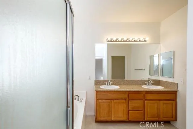 2111 Diamond Avenue, Barstow, California 92311