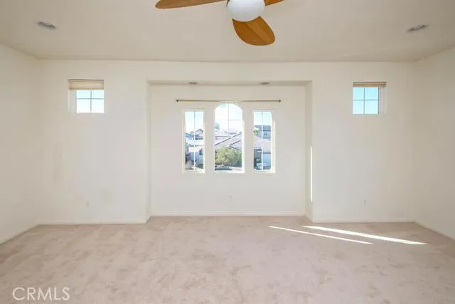 2111 Diamond Avenue, Barstow, California 92311