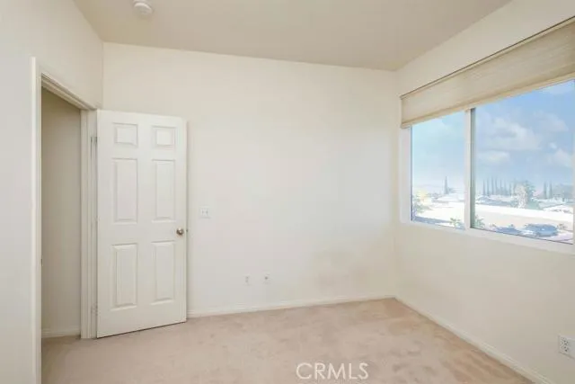 2111 Diamond Avenue, Barstow, California 92311
