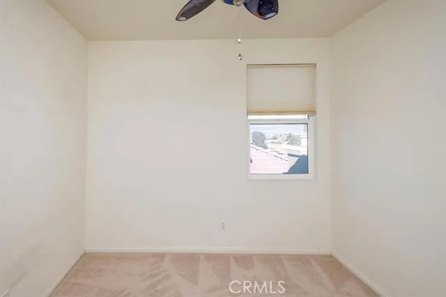 2111 Diamond Avenue, Barstow, California 92311