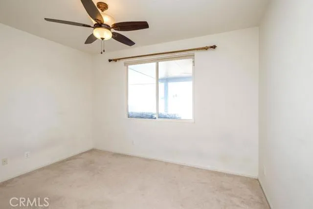2111 Diamond Avenue, Barstow, California 92311