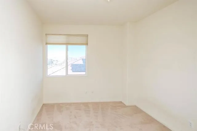 2111 Diamond Avenue, Barstow, California 92311