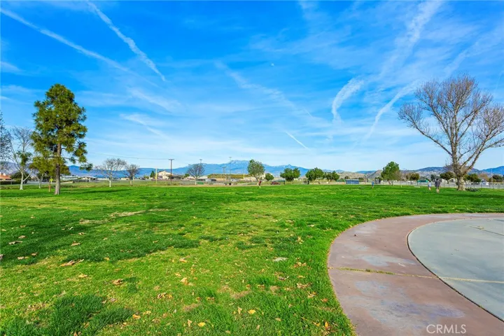 4430 Hollyvale Lane, Hemet, California 92545