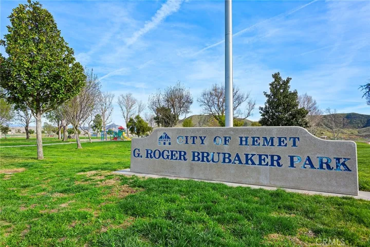 4430 Hollyvale Lane, Hemet, California 92545