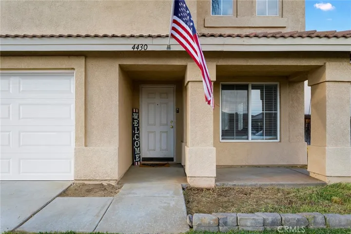 4430 Hollyvale Lane, Hemet, California 92545