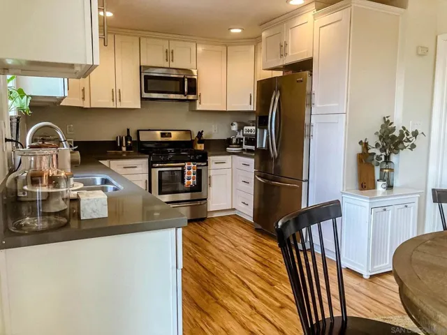 4572 Westview Dr, La Mesa, California 91941