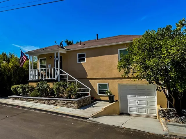 4572 Westview Dr, La Mesa, California 91941