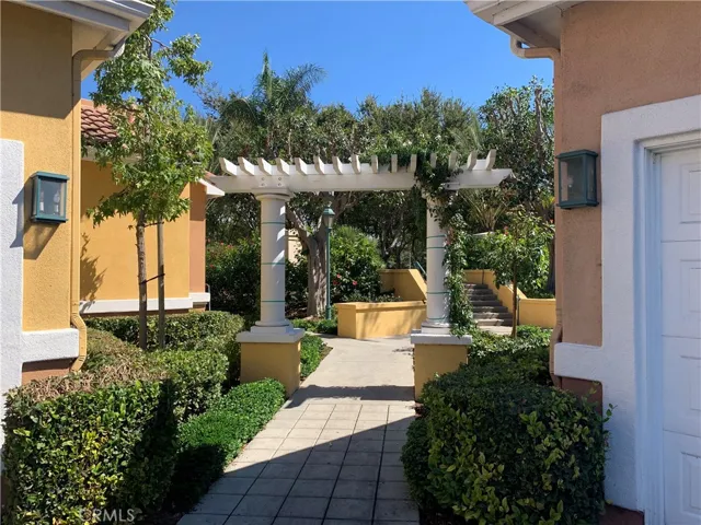 405 Marinella Aisle, Irvine, California 92606