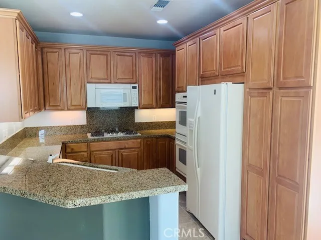 Kitchen Breakfast Bar