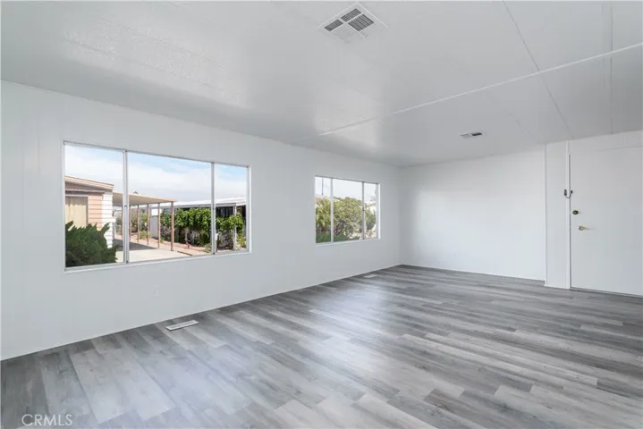 280 Columbia Place 48, Oxnard, California 93033