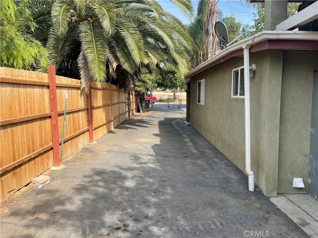 5520 Mitchell Avenue, Riverside, California 92505