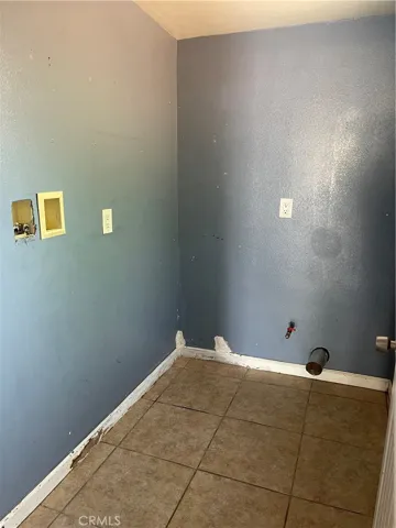 5520 Mitchell Avenue, Riverside, California 92505
