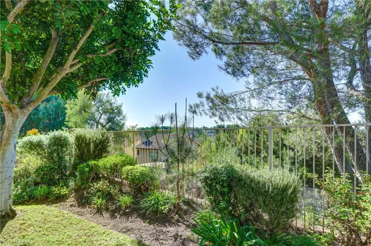 8 Collingwood, Aliso Viejo, California 92656