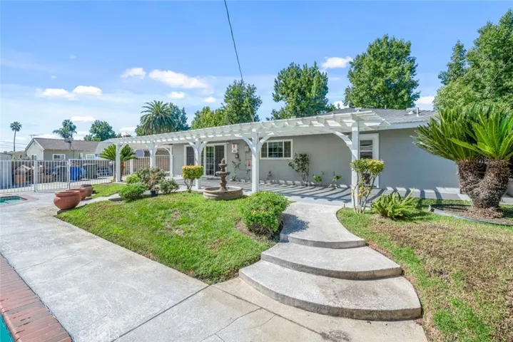1334 N 1st Avenue, Upland, California 91786