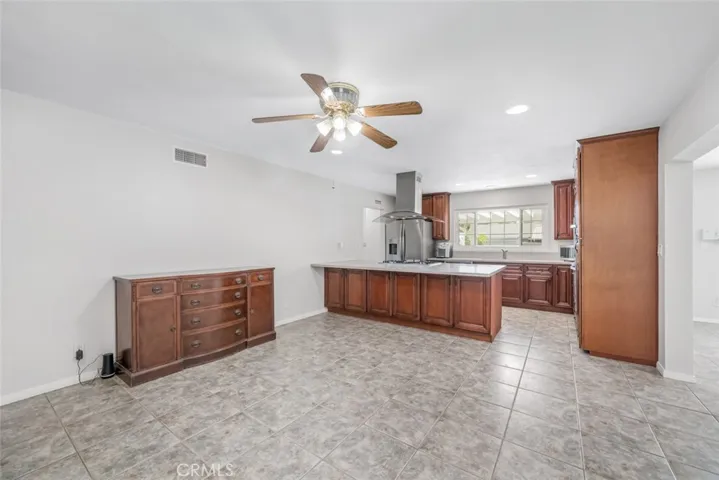 1334 N 1st Avenue, Upland, California 91786