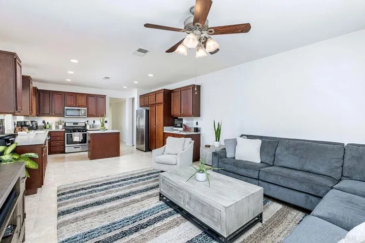 101 Canyon Creek Way, Oceanside, California 92057