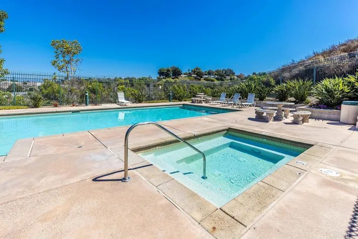 101 Canyon Creek Way, Oceanside, California 92057