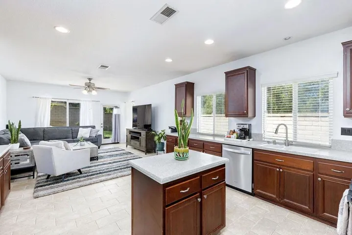 101 Canyon Creek Way, Oceanside, California 92057