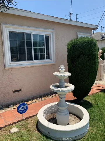 10328 S Burl Avenue, Inglewood, California 90304