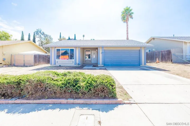 7471 Black Oak Rd, San Diego, California 92114